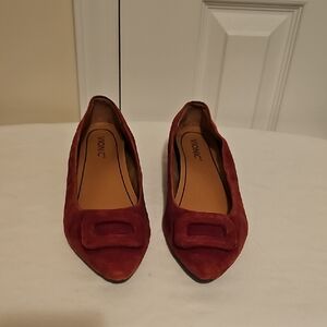 Vionic Women's Burgundy Suede Loafers